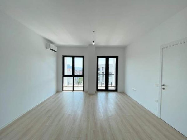 Tirane, jepet me qera apartament 3+1+BLK Kati 11, 125 m² 550 Euro (Rruga e Dibres)
