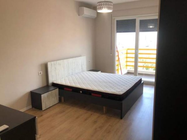 Tirane, jap me qera apartament 2+1+BLK Kati 7, 115 m² 500 Euro (Rruga Dritan Hoxha)