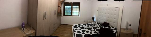 Tirane, jepet me qera 2+1 Kati 1, 350 Euro