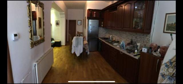 Tirane, jepet me qera 2+1 Kati 1, 350 Euro