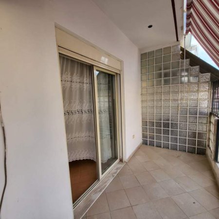 Tirane, jepet me qera apartament 2+1+BLK Kati 6, 105 m² 480 Euro (siri kodra)