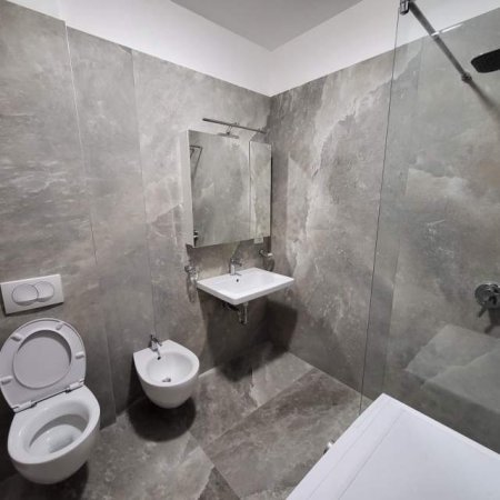 Tirane, jepet me qera apartament 2+1+BLK Kati 6, 105 m² 480 Euro (siri kodra)