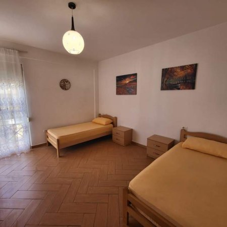 Tirane, jepet me qera apartament 2+1+BLK Kati 6, 105 m² 480 Euro