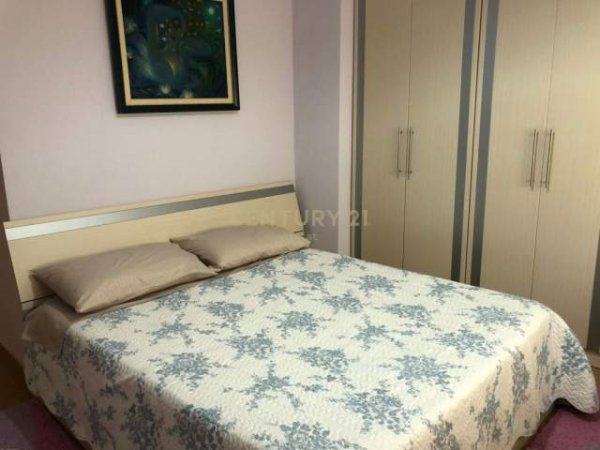 Tirane, jap me qera apartament 1+1+BLK Kati 2, 65 m² 500 Euro (Rruga e Elbasanit)