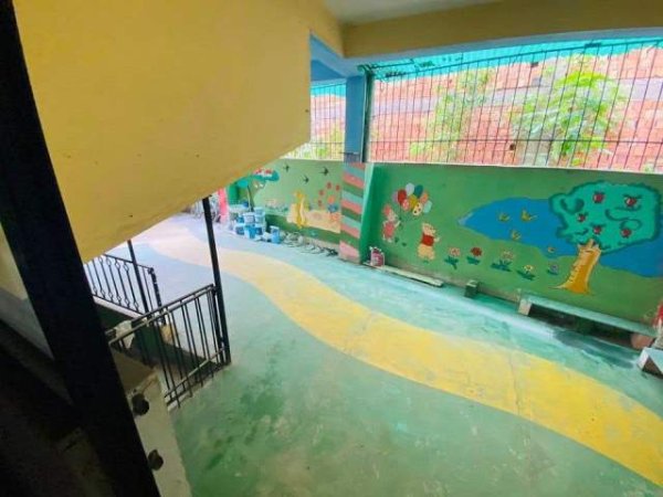 Tirane, jepet me qera Vile 3 Katshe Kati 4, 464 m² 1.800 Euro (Rr. Musa Agolli)
