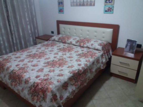 Tirane, jepet me qera apartament 2+1+A+BLK Kati 3, 116 m² 400 Euro (Kopshti Botanik)