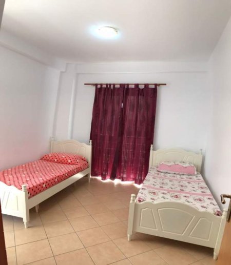 Tirane, jepet me qera apartament 2+1+A+BLK Kati 3, 116 m² 400 Euro (Kopshti Botanik)