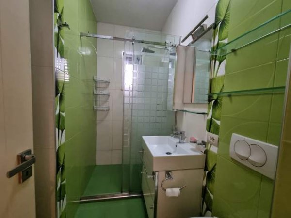 Tirane, jepet me qera apartament 2+1+BLK Kati 2, 500 Euro (tek Harry Fultz)