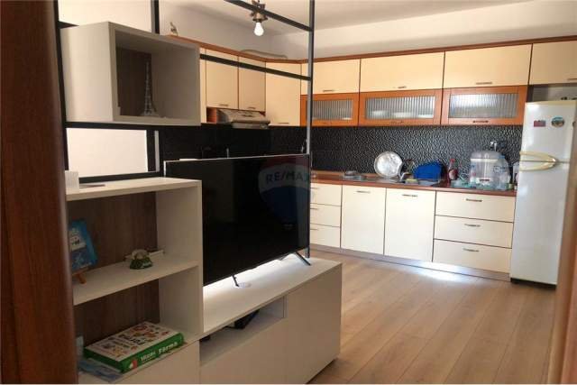 Tirane, shes apartament 1+1+BLK 69 m² 87.000 Euro (Pallati me Shigjeta)