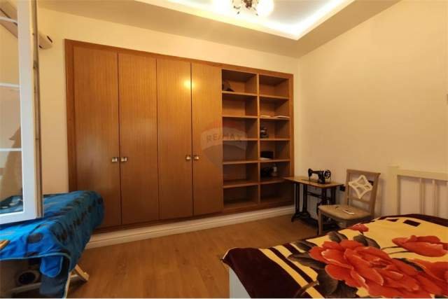 Tirane, shes apartament 2+1 Kati 2, 93 m² 131.000 Euro (Sali Butka)