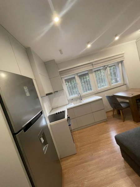 Tirane, shes apartament 2+1+BLK Kati 2, 75 m² 155.000 Euro (Rruga Muhamet Gjollesha)