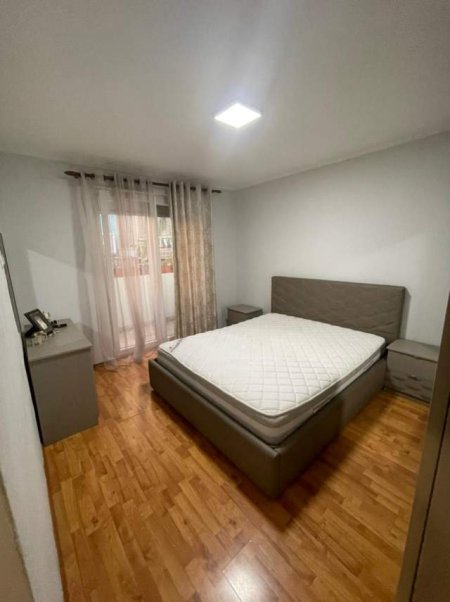 Tirane, shitet apartament 2+1 Kati 2, 75 m² 160.000 Euro (Muhamet Gjollesha)