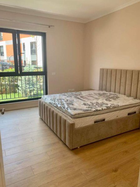 Tirane, jepet me qera apartament 2+1 Kati 1, 130 m² 850 Euro (Liqeni i thate)