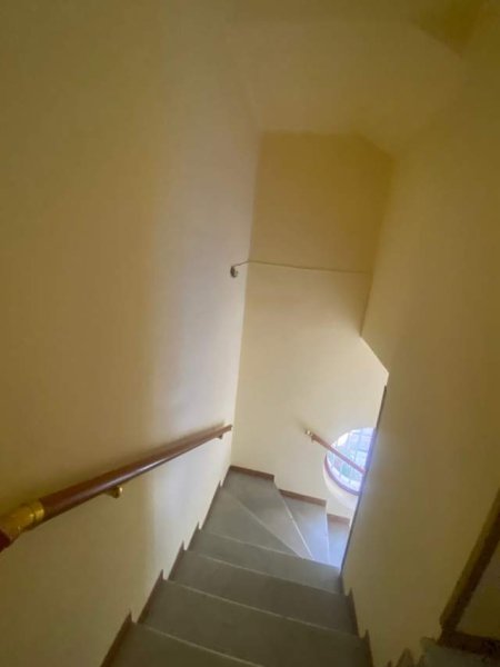Tirane, jepet me qera Vile 3+1+BLK Kati 2, 800 Euro (vaso pasha)