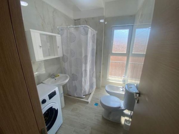 Tirane, jap me qera apartament 2+1+BLK Kati 2, 400 Euro