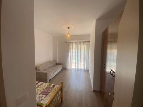 Tirane, jap me qera apartament 2+1+BLK Kati 2, 400 Euro