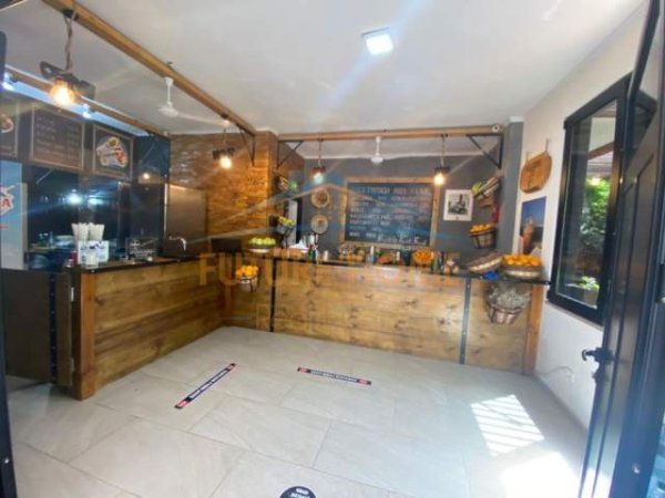 Shkembi Kavajes, shitet bar-kafe Kati 0, 335 m² 170.000 Euro (Golem)
