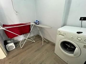 Tirane, jepet me qera apartament 1+1+A+BLK Kati 10, 55 m² 400 Euro (qender)