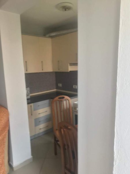 Tirane, jepet me qera apartament 1+1+A Kati 5, 51 m² 30.000 Leke (Adresa. Kongresi Manastirit)
