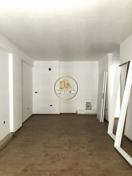 Tirane, jepet me qera apartament 1+1+BLK Kati 3, 67 m² 350 Euro (Rruga " Ndre Mjeda ")