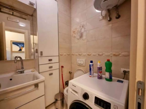 Tirane, jepet me qera apartament 2+1 Kati 2, 96 m² 500 Euro (Asim Voksi)