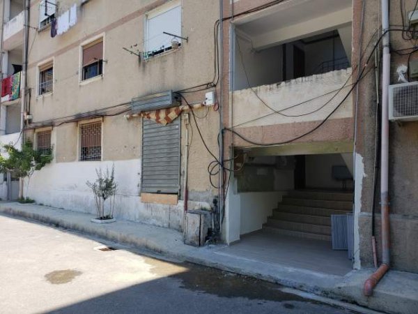 Fier, shitet apartament 1+1 Kati 1, 55 m² 2.420.000 Leke ( Rruga "Kastriot Muca")