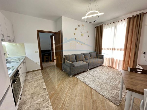 Jepet apartamenti 1+1 ne Astir