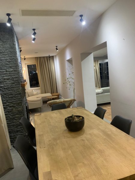 Apartament 3+1 Me Qera Prane Kopshtit Zooligjik (ID B2383) Tirane