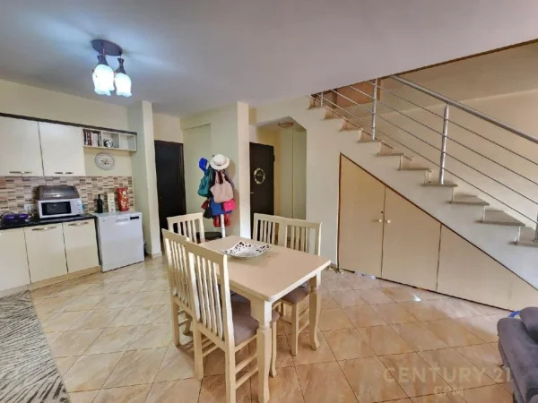 DUPLEX NE SHITJE 3+2 TEK RESIDENCA KODRA DIELLIT 1!