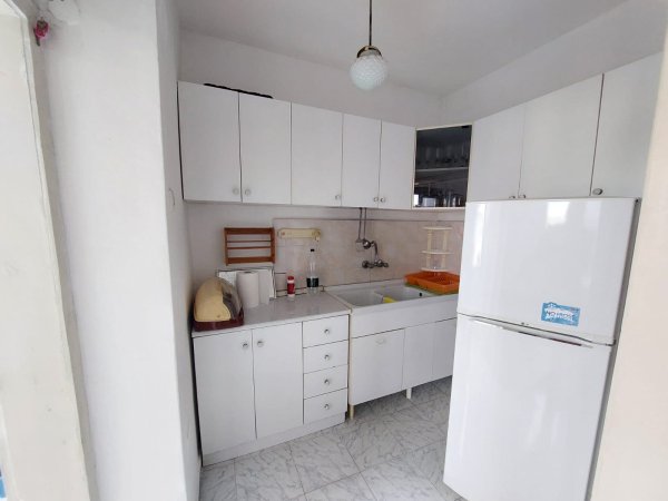 Shitet Apartament 2+1 tek Fidanishtja, Durres 56.000 Euro