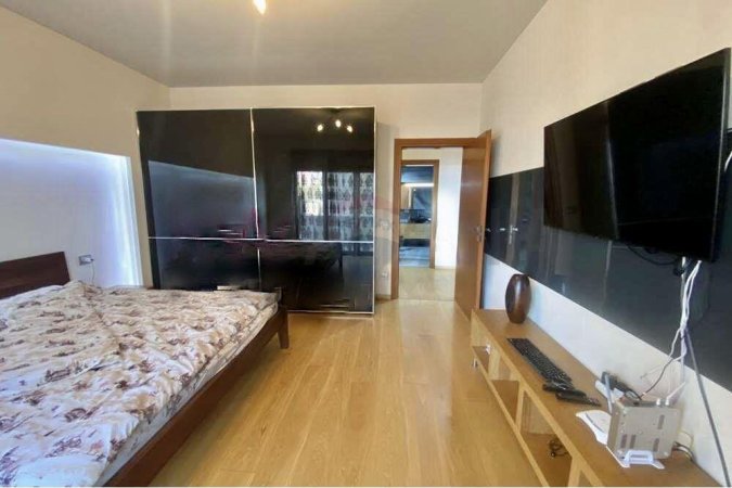 Jepet Apartament 2+1+2 me qira ne nje nga zonat me te kerkuara tek RTSH-ja.