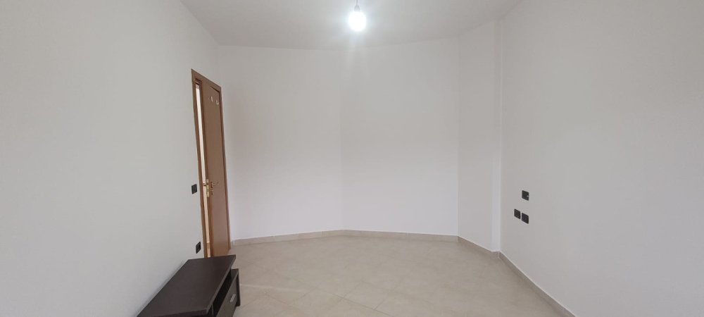 Tirane, Apartament #perShitje 1+1 (Teodor Keko)