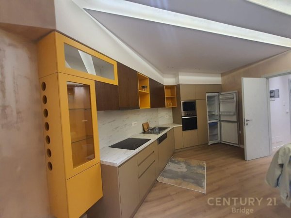 SHITET APARTAMENT 2+1+2 NE REZIDENCEN KODRA E DIELLIT 2