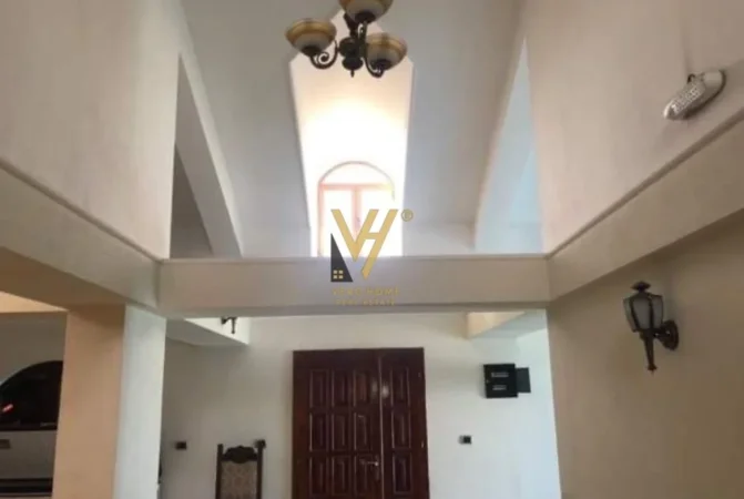 SHITET VILE TRE KATESHE NE KAMEZ 500.000 EURO