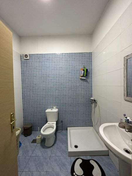 APARTAMENT 1+1 PER SHITJE NE ASTIR!!!!