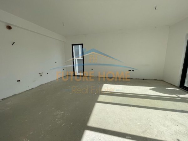 Shitet , Apartament 2+1 , Rezidenca O2 , Farke