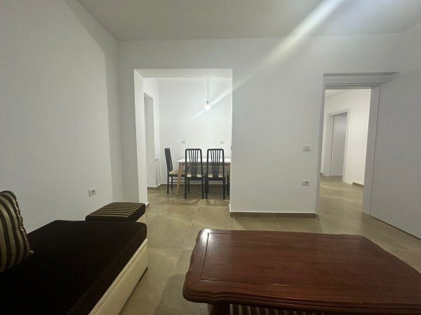 Apartament 2+1 Per Shitje, Shkolla E Bashkuar- 105.000 €