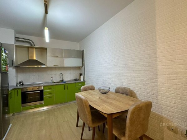 21 DHJETORI, JEPET ME QIRA APARTAMENT 1+1 TE KOMPLEKSI MAGNET!! 600 euro