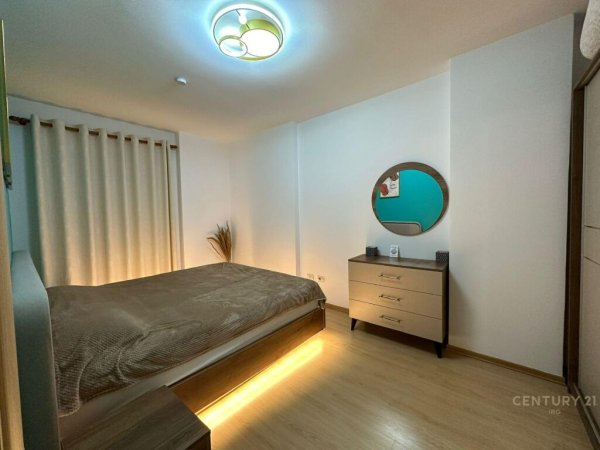 21 DHJETORI, JEPET ME QIRA APARTAMENT 1+1 TE KOMPLEKSI MAGNET!! 600 euro