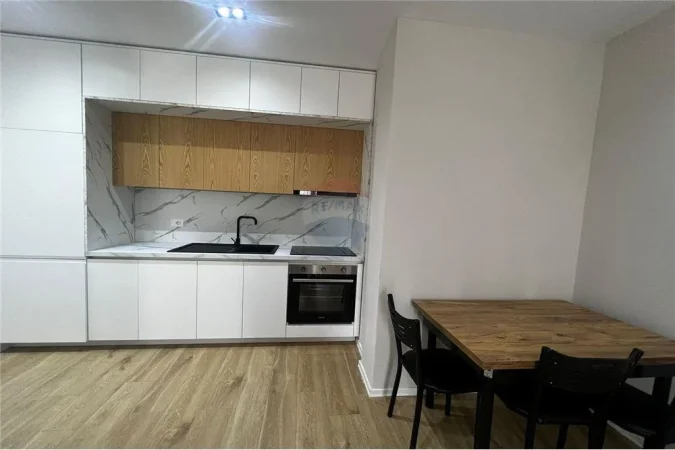 GARSONIERE ME QIRA ISH TREGU ELEKTRIK