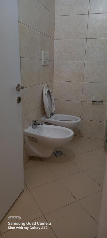 Jepet Me Qera Kati I 1 I Nje Vile 1+1 Tek Zogu I Zi (ID BV22167) Tirane