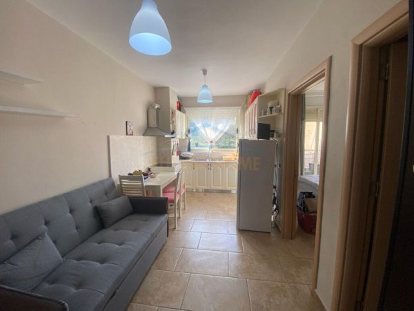 Qira, Apartament 1+1 ,Liqeni i Thatë, Tiranë