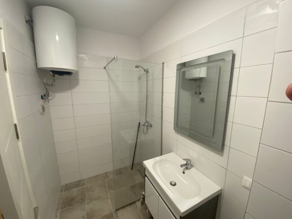 APARTAMENT ME QIRA 2+1 NE YZBERISHT