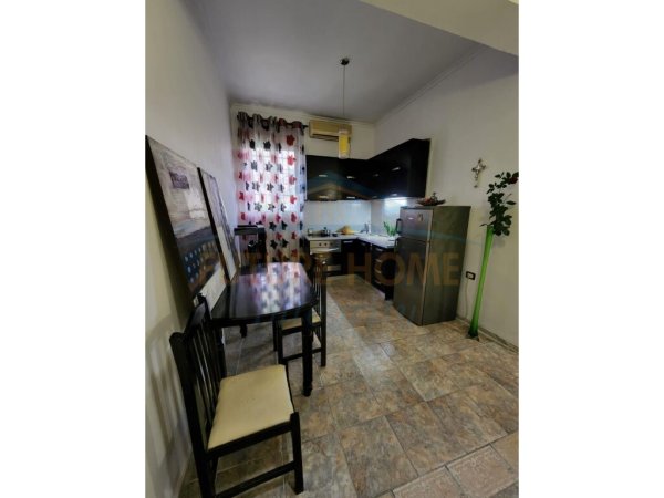 Qera, Apartament 2+1, Vasil Shanto, Tiranë . 500 EURO