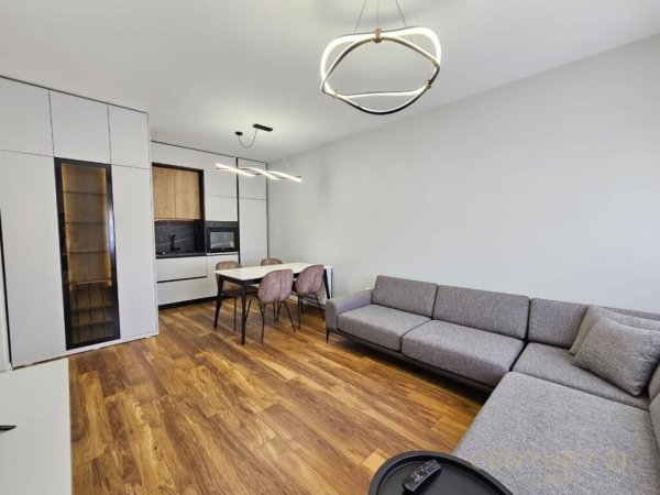 Japim Apartament 2+1+ 2 Parkime tek Pazari Ri.  1,200 € /Muaj