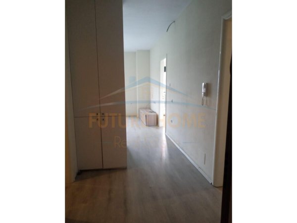 Qera, Apartament 2+1+Post Parkimi, Unaza e Re, Tiranë.UNA37900