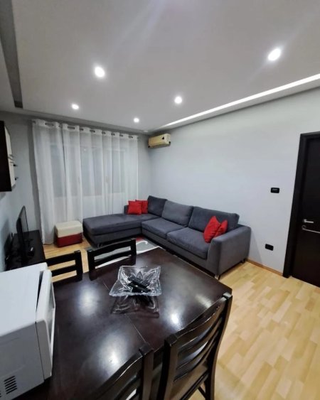 Apartament 2+1+BLK me Qera te Ish Ekspozita