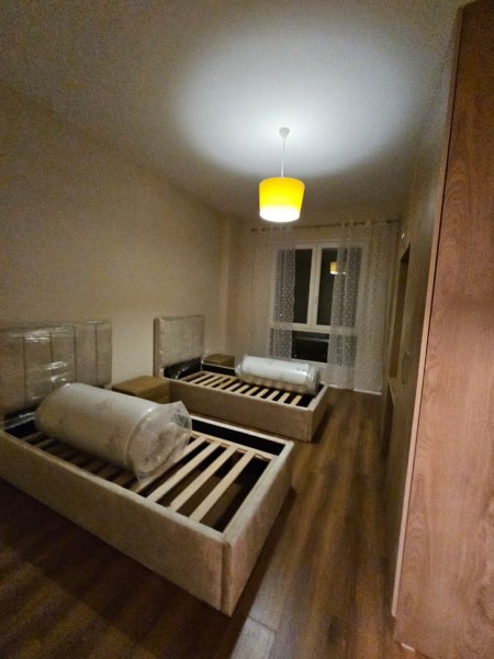 Jepet me qera super apartament 2+1, Rr:"5 Maji"