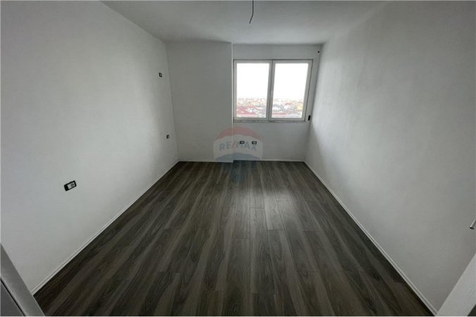 Apartament - Në Shitje - Shkodër, Rus