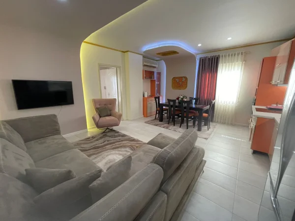 Qera, Apartament 2+1+2, Fresku / OPP37408